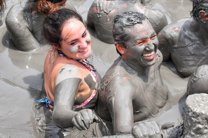 Totumo volcano tour + snack - Snack after the mud: small, welcome, and easy