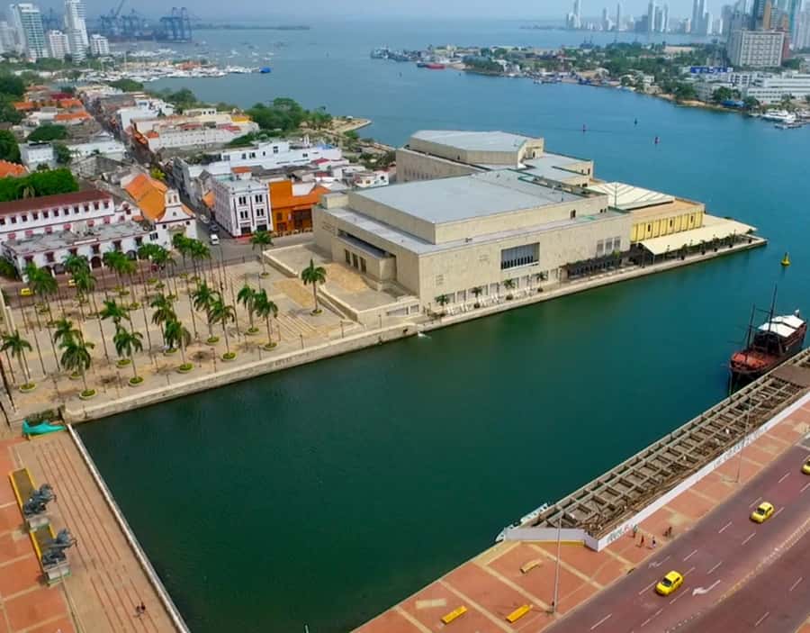 Walled City, Getsemani San Felipe Castle Cartagena City Tour - Price and value: what $92 buys in a private day